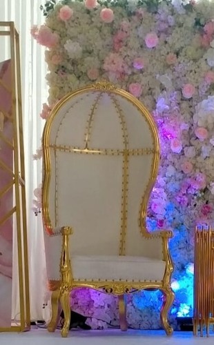 Throne sofa for hire - throne,