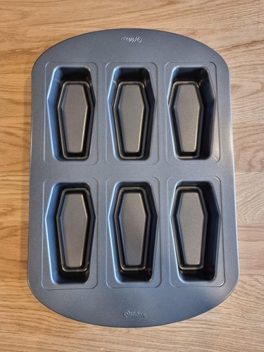 Wilton non stick coffin - wilton, casket