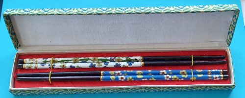 Two pairs vintage - pairs,