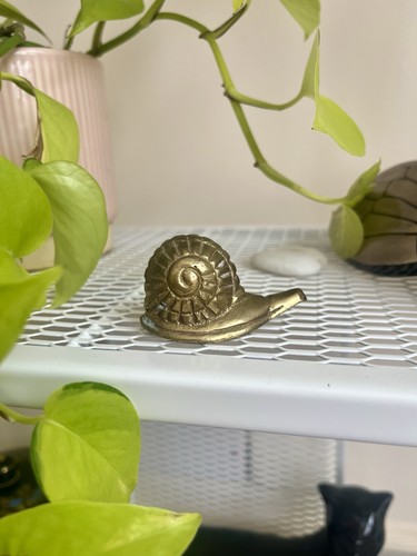 Solid brass small vintage - solid,