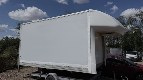 Luton box body - 4.2m, tail
