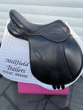 17 Inch Black Saddle Company 9.5 Inch D To D General Purpose Saddle