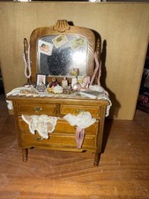 Dolls House Ladies Dressing