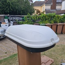 Large capacity roof top box with U clamps and straps. AUTO-XS320 