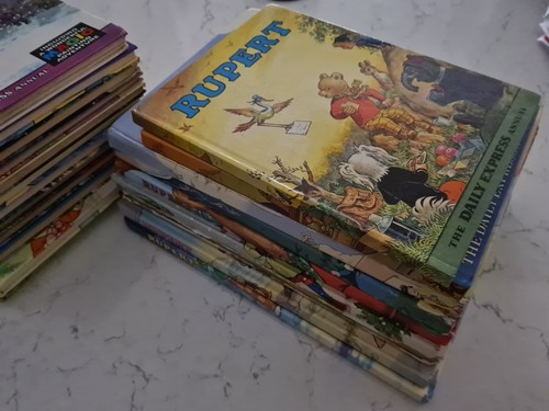Vintage rupert annuals 1972 - vintage,