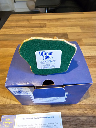 Lilliput lane kiln - lilliput, cottage