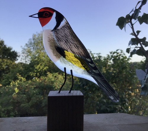 Glass birds goldfinch - ,