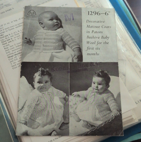 Patons knitting pattern 1296 - patons,