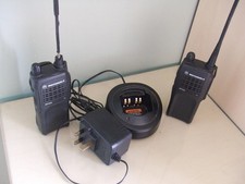 2 x MOTOROLA GP320 Commercial Radio Walkie Talkie MDH25RDC9AN0AE & Charger Dock
