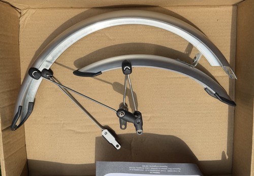 Islabikes a16 mudguards front - islabikes,
