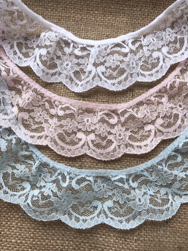 Frilled gathered lace quality - gathered,