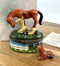 Porcelain Hinged Trinket Box