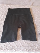 Puma stretch lycra size 8/10