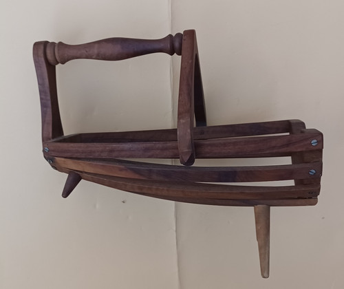 Wooden wine bottle holder - ,
