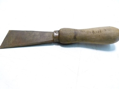 Vintage carving gouge inches - 9,