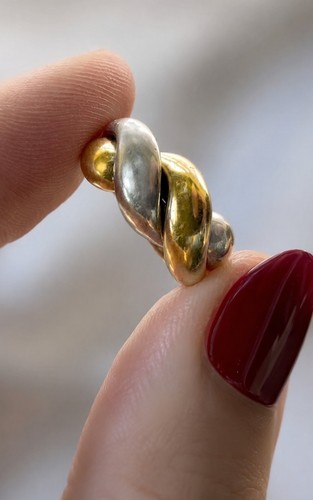 Solid 9ct yellow - 9ct,