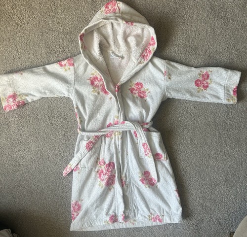 Little white company - little, girls