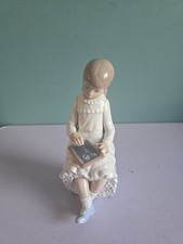 Nao Ladro Figurine 'Girl with