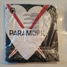 Paramore - Sword Heart T-Shirt