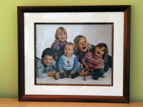 Bronze effect 20x16 frame - 20x16",