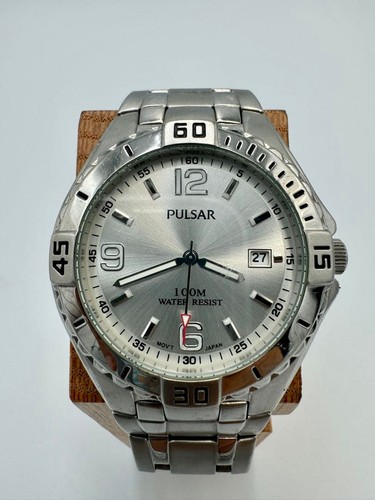 Pulsar quartz watch - watch,