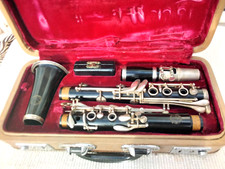 VINTAGE HSINGHAI CLARINET Q3454 in ORIGINAL HARD CARRYING CASE
