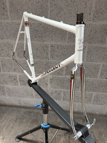 Vintage peugeot white frame - peugeot,