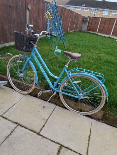 Women town bike nearly new - bike.,