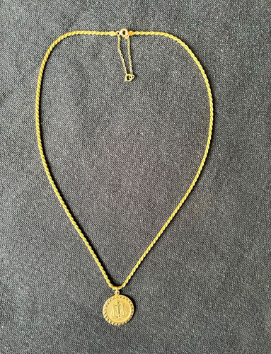 Stunning 9ct solid gold - 9ct,
