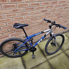 GT Avalanche 1.0 Mountain Bike  16" Frame / 26" Wheels