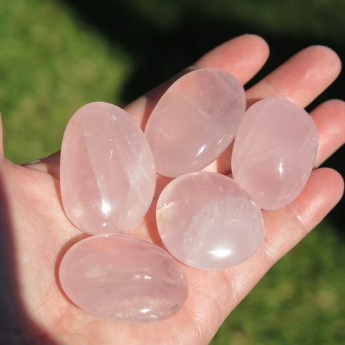 Rose quartz tumblestone - 1,