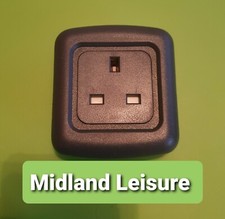 CBE 240v 3 PIN 13A plug Socket