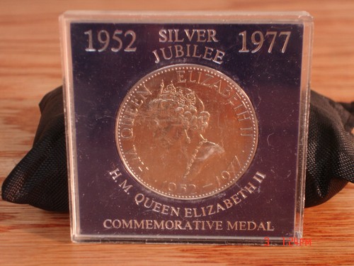 1952 1977 silver jubilee - silver,