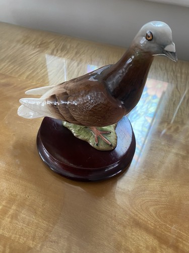 Beswick racing pigeon - beswick,