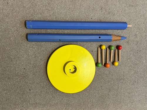 Pencil shaped coat stand - ,, blue