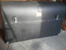 Hard Cased Lined Bicycle Storage Box with Handle and Wheels
