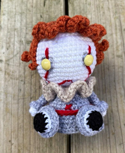 Handmade crochet pennywise - it,