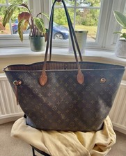 Louis Vuitton Neverfull Bag