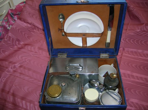 1930 vintage picnic tea - 1930's, set