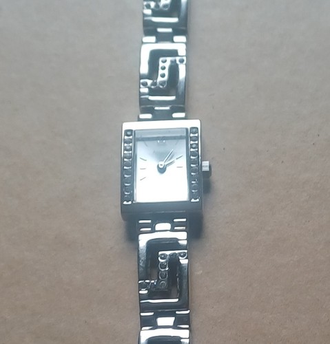 Ladies accurist quartz watch - ladies,