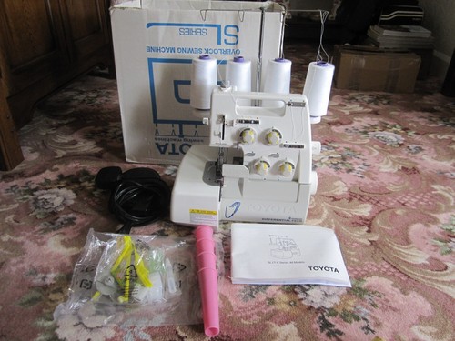 Toyota sl1t overlocker sewing - sl1t,