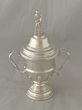 GOLFING Sterling Silver Trophy Cup 2001 Sheffield GOLFER PUTTING ON LID Superb