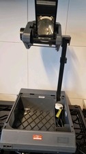3M 2000 AHUV Overhead Projector. Excellent Condition.  Hard  Shell.