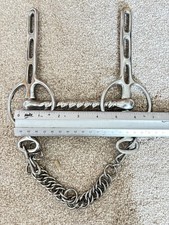 Driving Bit With Curb Chain