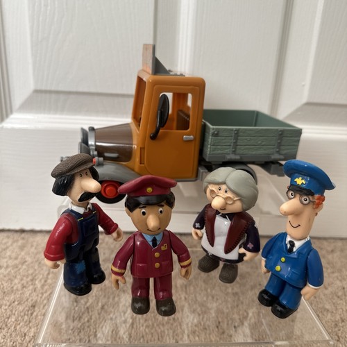 Post man pat - post,