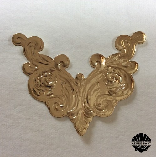 Die cuts embellishments - 10,