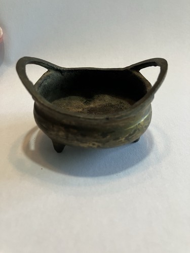 Vtg chinese small brass censer - small,