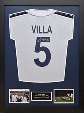 FRAMED RICKY VILLA SIGNED