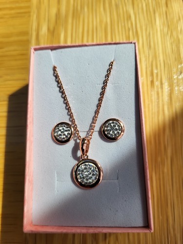 New swarovski rose gold - new, plated
