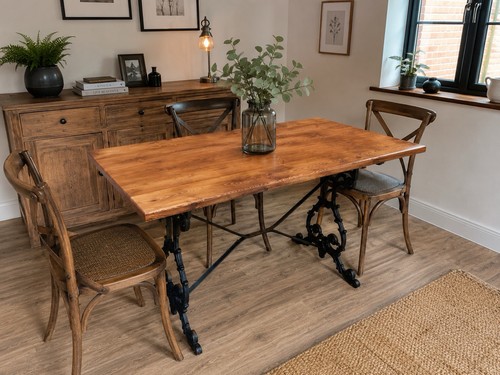 Larch vintage cast iron - cast,